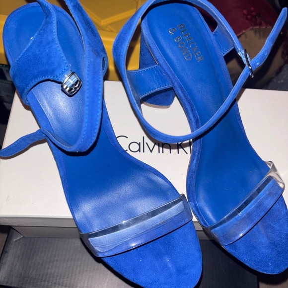 Shoe - Picture 1 of 2